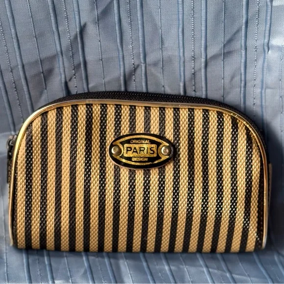 Vintage Original Paris Design. - Picture 1 of 4